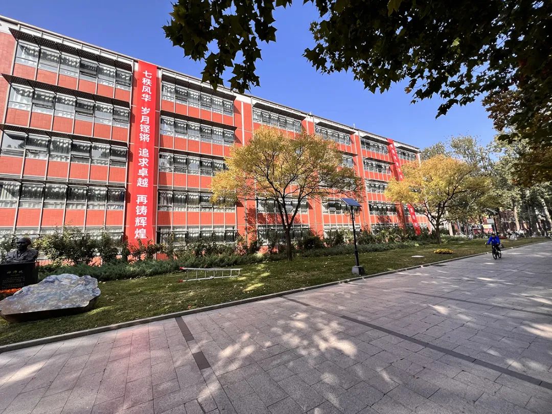 b87636f6995a45d788253af79bd78e23.jpg b87636f6995a45d788253af79bd78e23.jpg