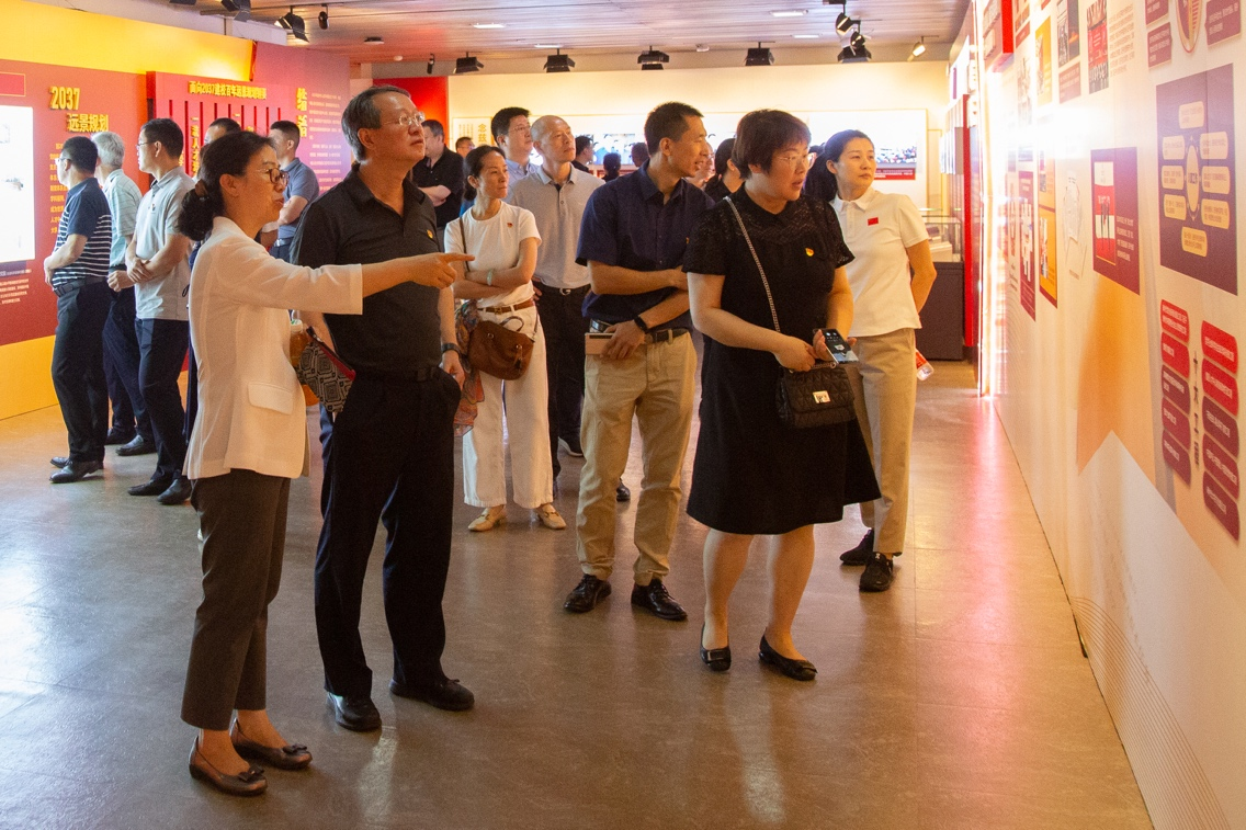 1a2b4034d9954d50bf29582185c0902f.png 1a2b4034d9954d50bf29582185c0902f.png