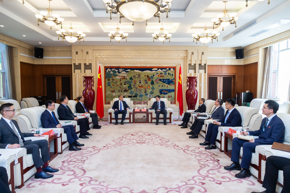 1232b27903754545b7b9453c4f9e8ddd.jpg 1232b27903754545b7b9453c4f9e8ddd.jpg