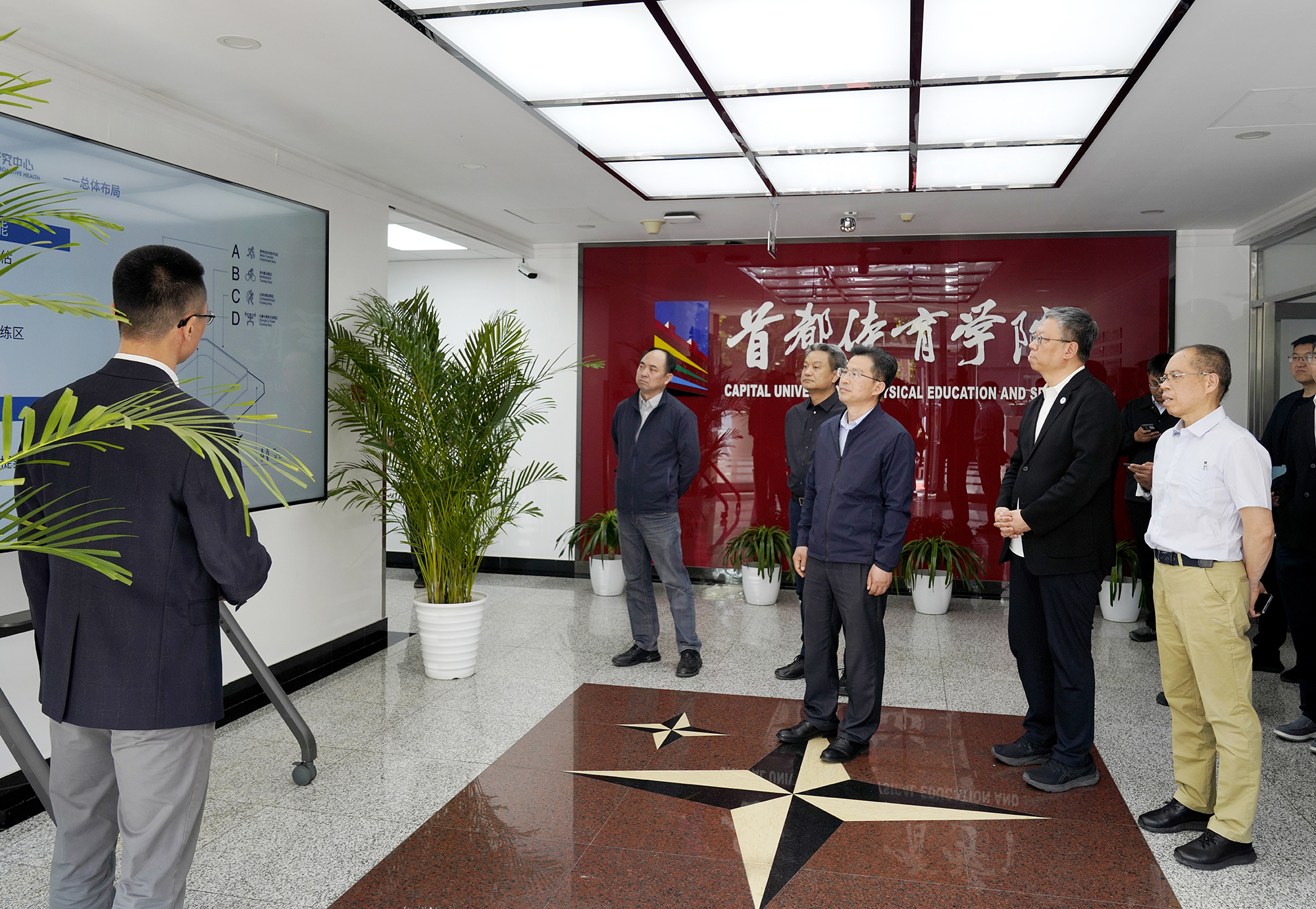 ddbab8a82bc24169a8387f4dd6281083.jpg ddbab8a82bc24169a8387f4dd6281083.jpg