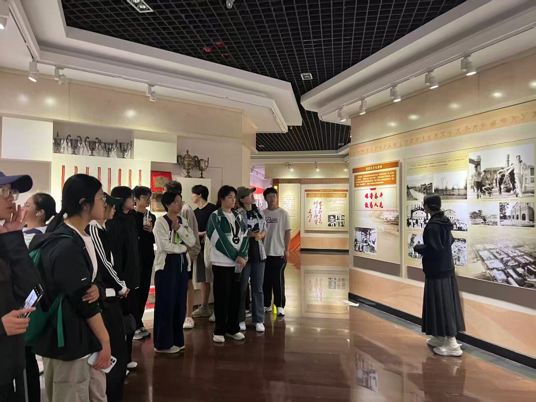 2541b9d6527d4a9da493e8881a04bf80.jpg 2541b9d6527d4a9da493e8881a04bf80.jpg