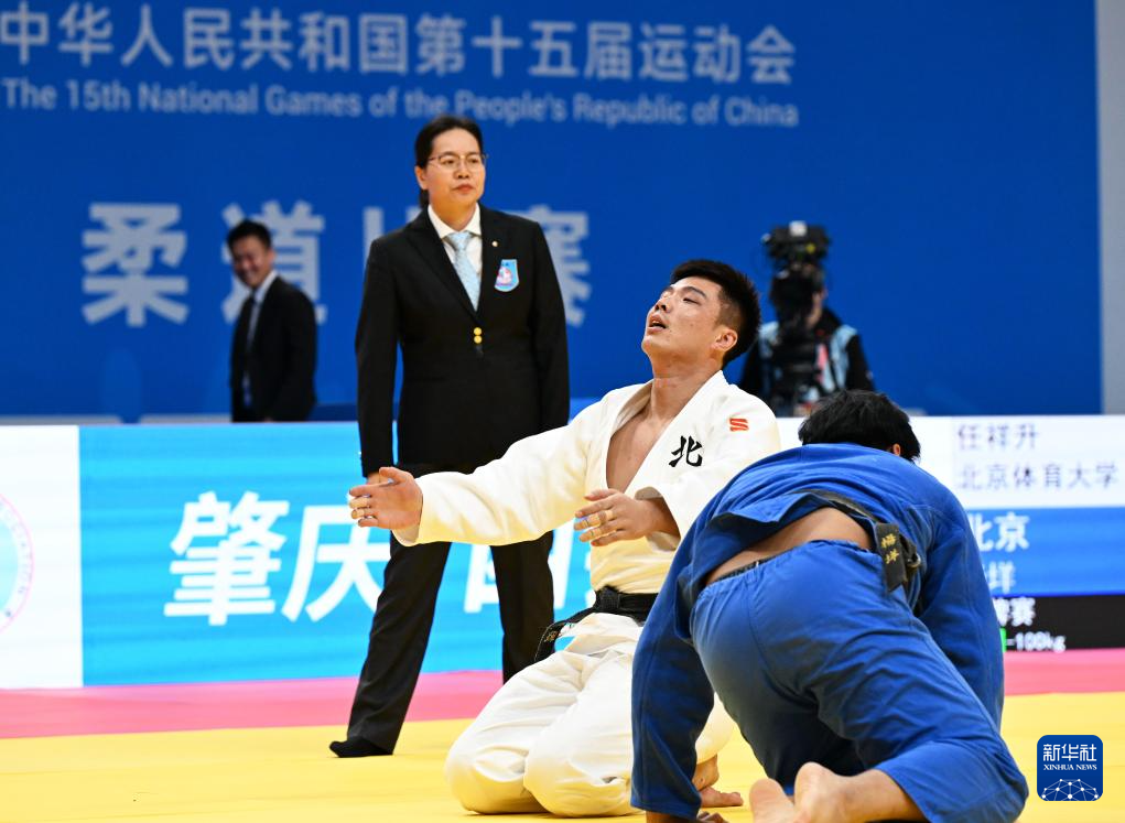 fd2226aa7e3c45d49a418bc5d79cf541.jpg fd2226aa7e3c45d49a418bc5d79cf541.jpg